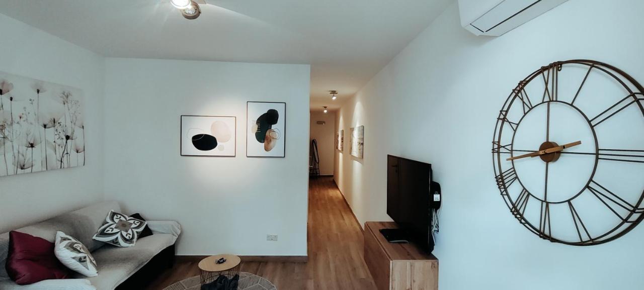 Getaway Suites Apartment ซเลนดิ ภายนอก รูปภาพ
