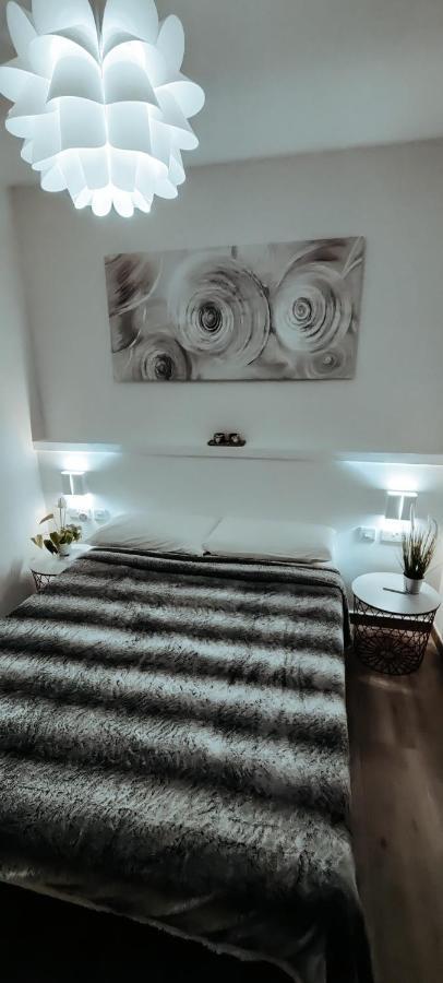 Getaway Suites Apartment ซเลนดิ ภายนอก รูปภาพ